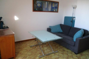 Cap d'Agde - studio wifi clim balcony
